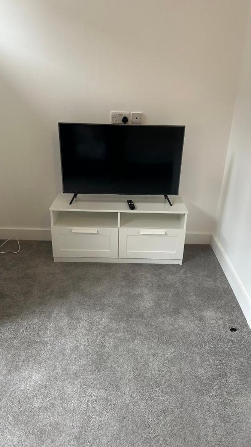 Gazde/Camere de închiriat Fumscrib2 *